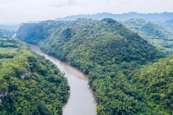 6 เหตุผลที่ Home Phutoey River Kwai คือที่พักกาญจนบุรีที่ควรมากที่สุดในหน้าฝนนี้